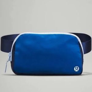 LULULEMON Everywhere Belt Bag 1L Symphony Blue